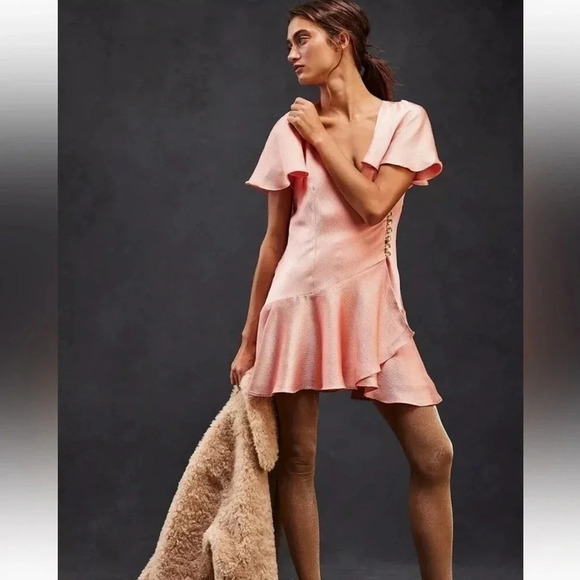 Free People NWOT Peach Scarlett Ruffle Mini Dress Size Small - Picture 1 of 9